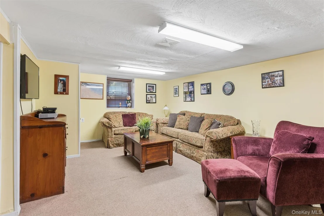 Photo of 43 Beverly Road