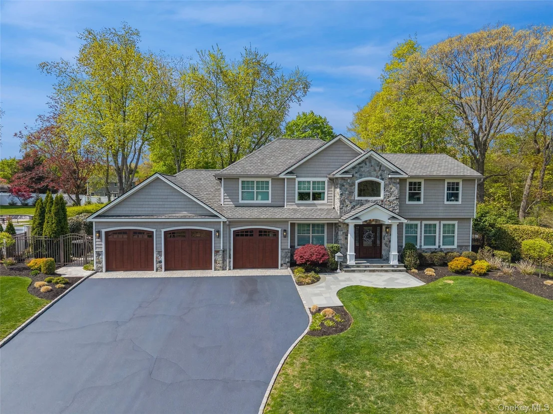 Photo of 10 Kingfisher Drive