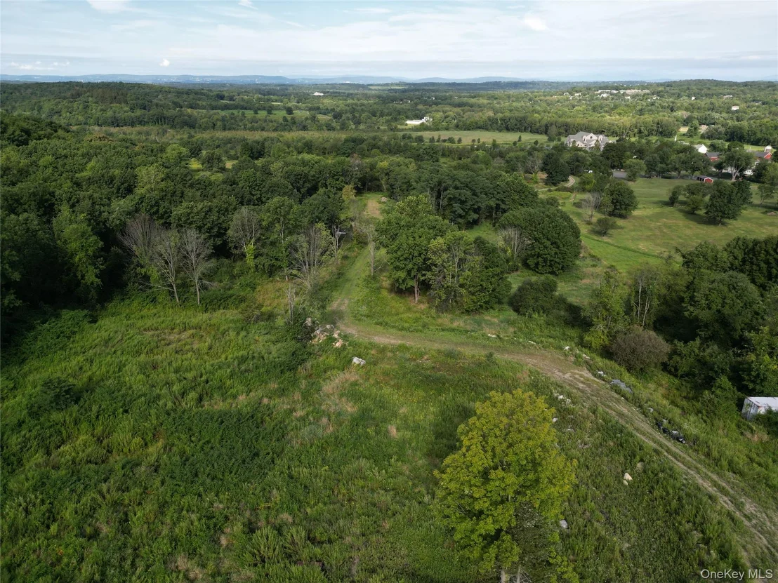 Photo of 36 Gem Mountain