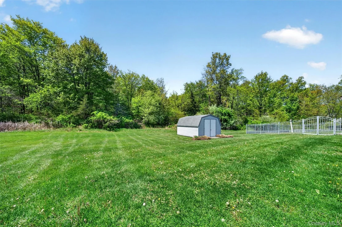 Photo of 7 Deangelis Drive