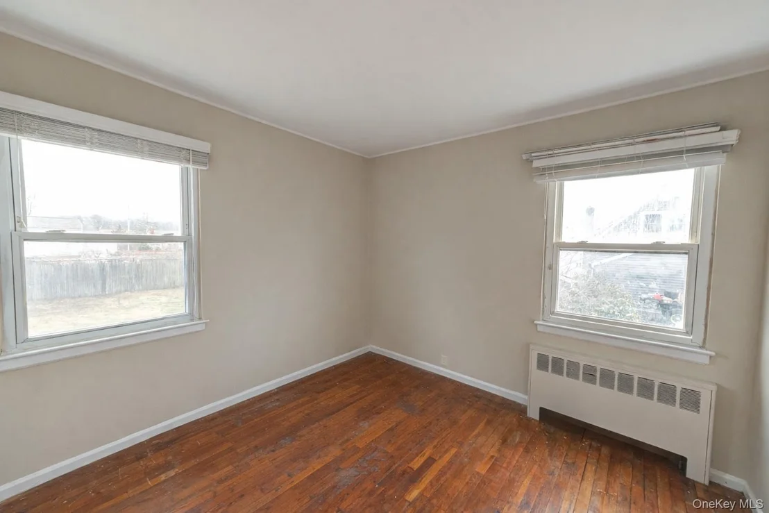 Photo of 855 Pease Lane