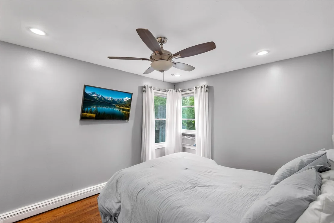 Photo of 5 Cedar Heights Drive