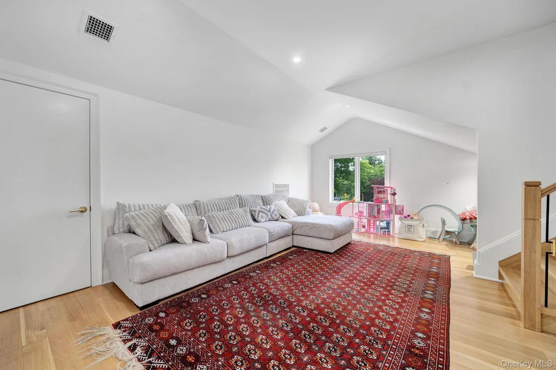 Photo of 783 Oakleigh Road