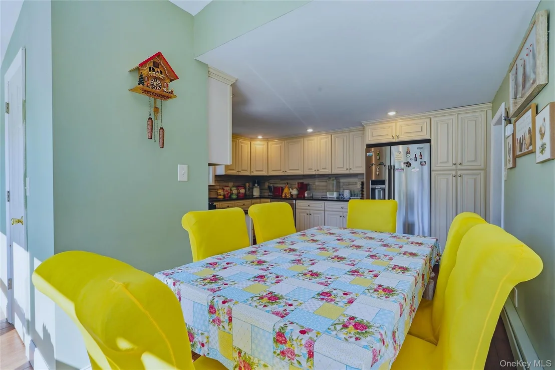 Photo of 280 Noxon Road