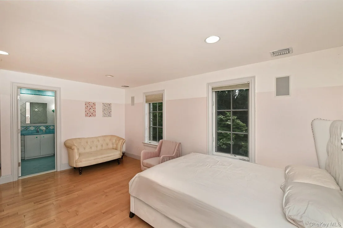 Photo of 14 Norgate Road
