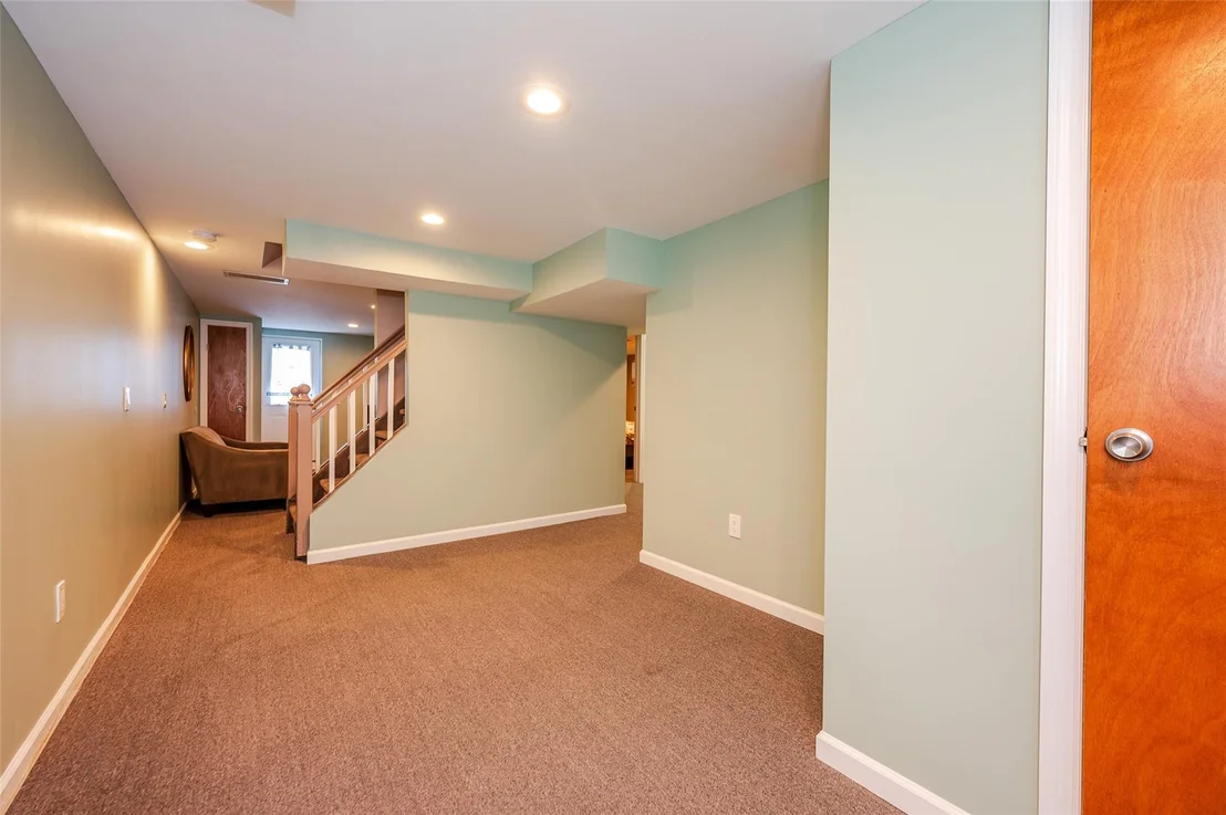Photo of 1158 Lorraine Drive