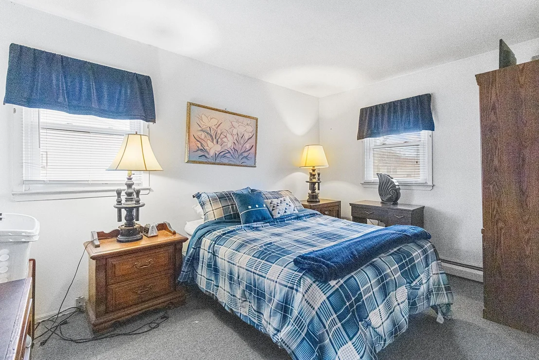 Photo of 116 Independence Avenue