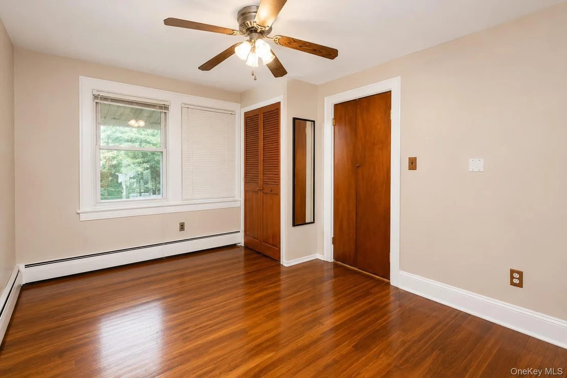 Photo of 98 Willow Avenue