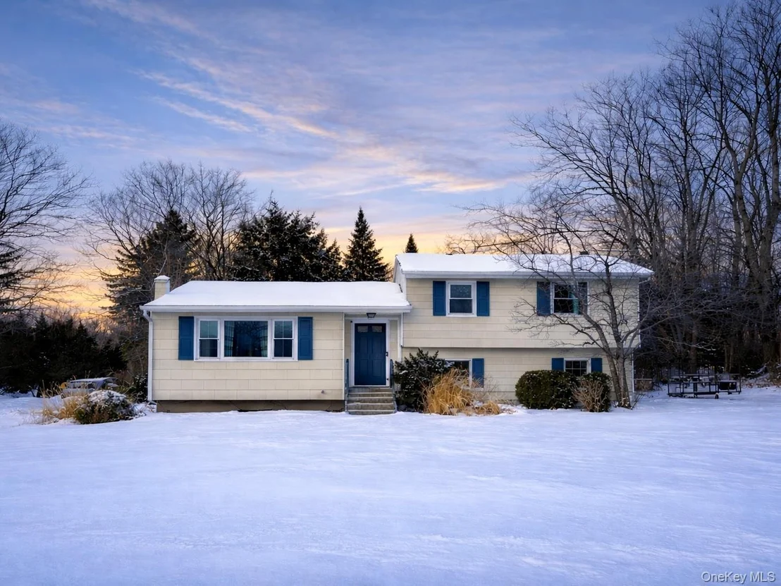 Photo of 85 Farries Avenue