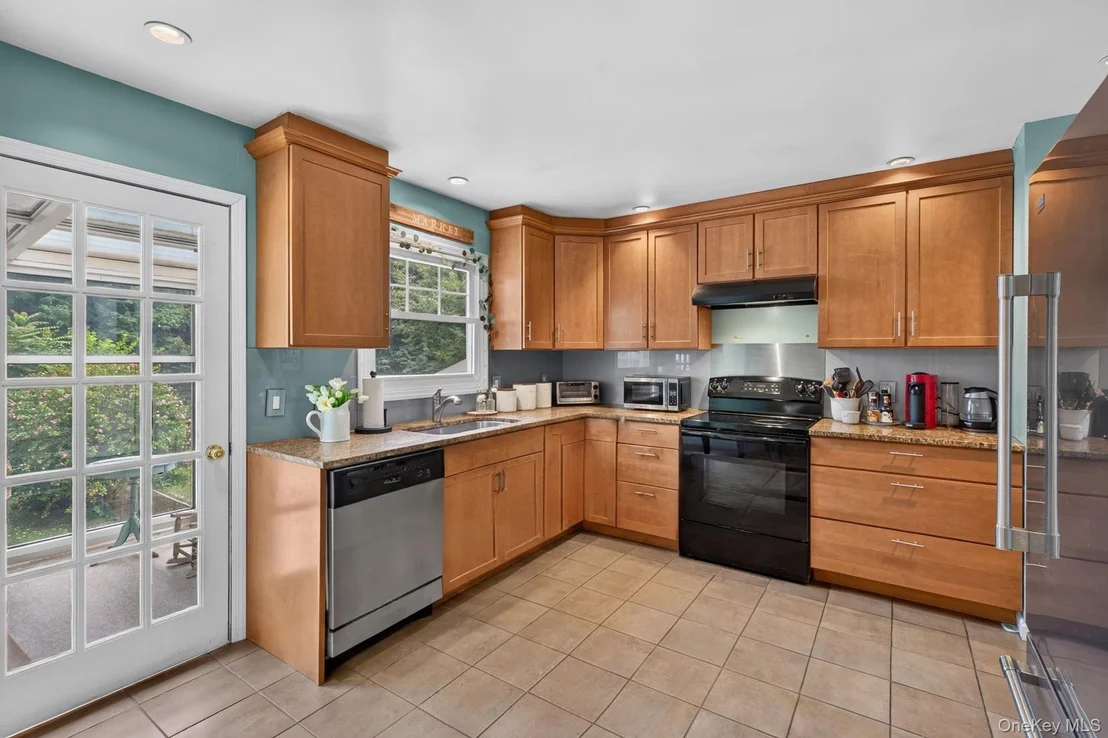 Photo of 9 Debra Hill Road