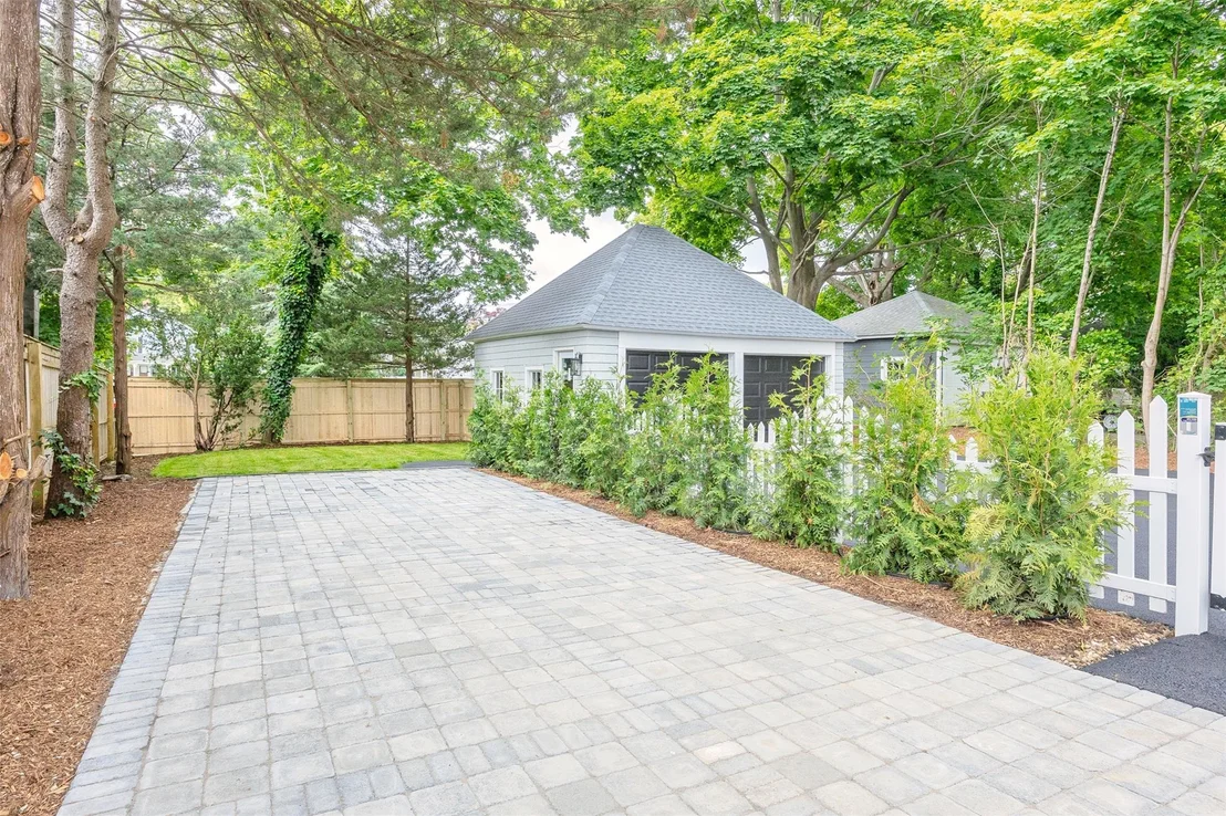 Photo of 131 Ostrander Avenue