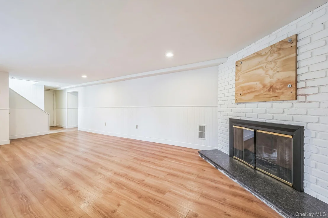 Photo of 3 Glen Way