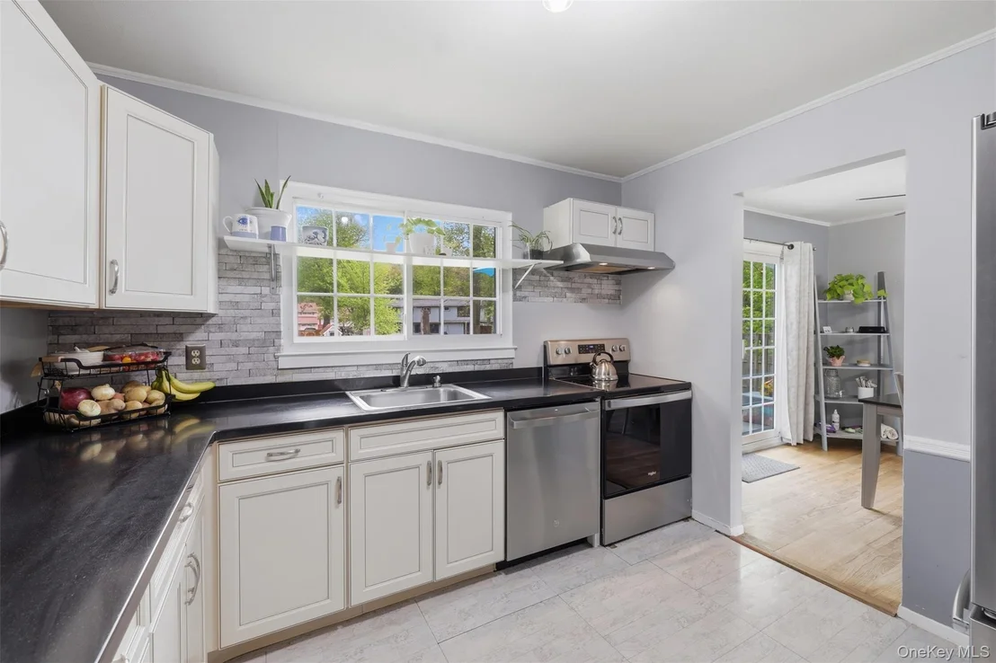 Photo of 4 Lori Street