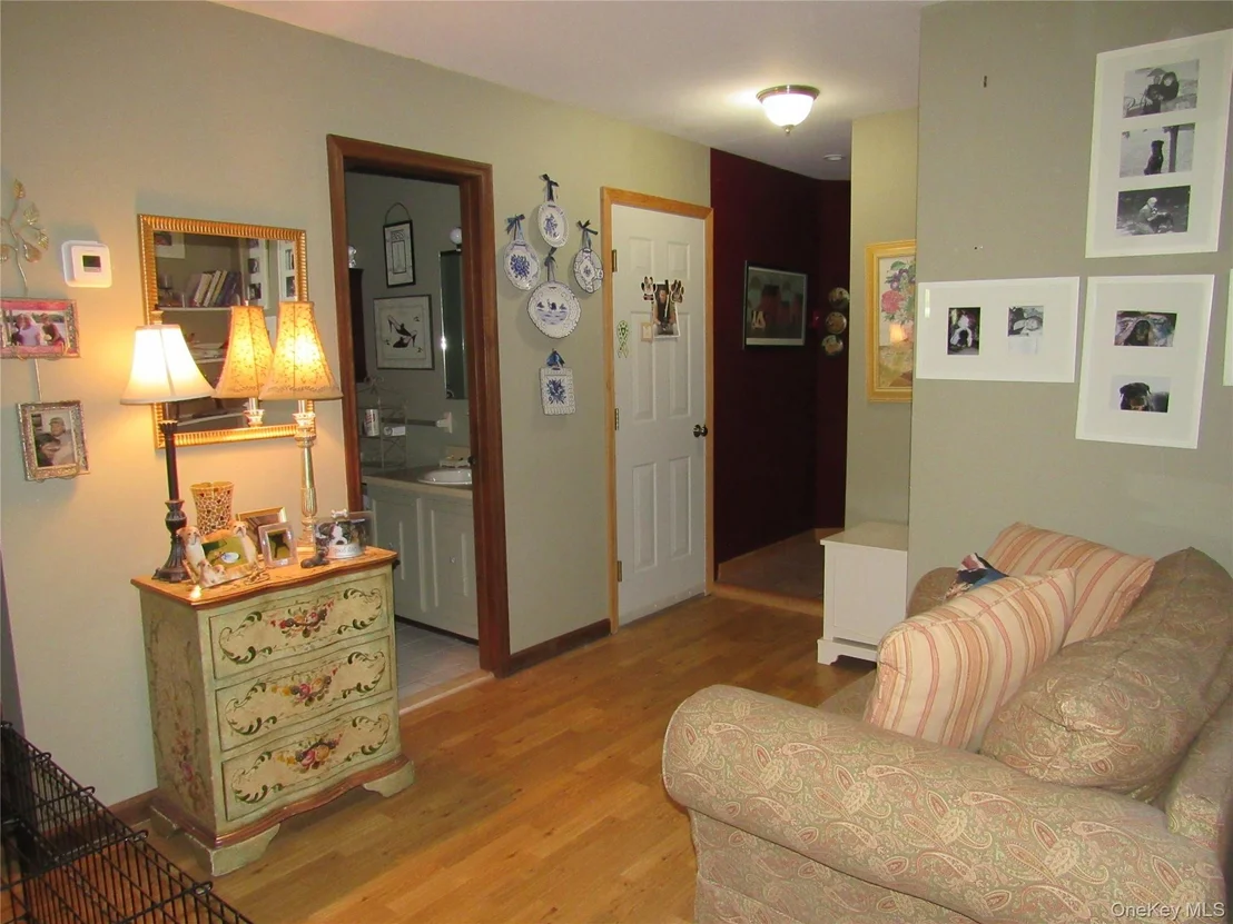 Photo of 5 Hillside Road