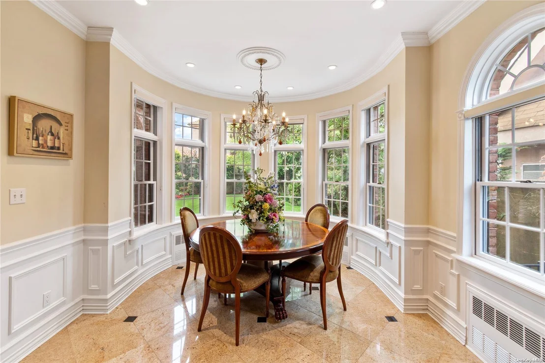 Photo of 5 Center Drive