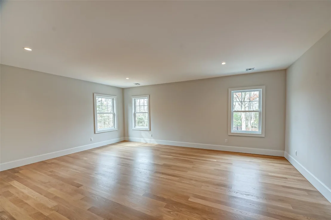 Photo of 210 Laurel Lane