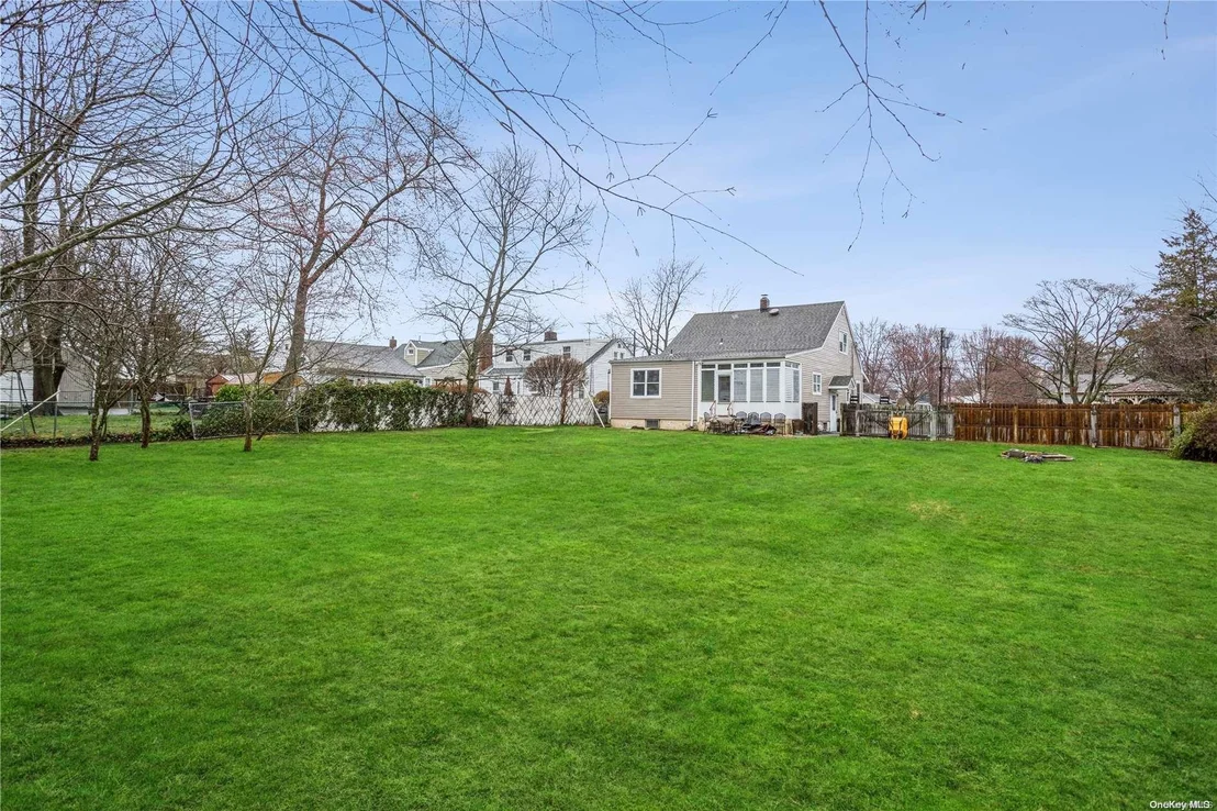 Photo of 25 2nd Avenue