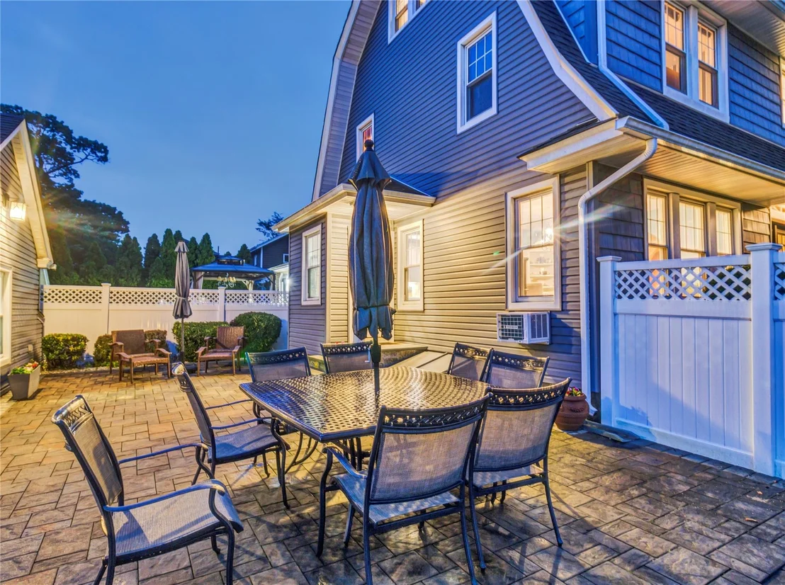 Photo of 108 Vincent Avenue