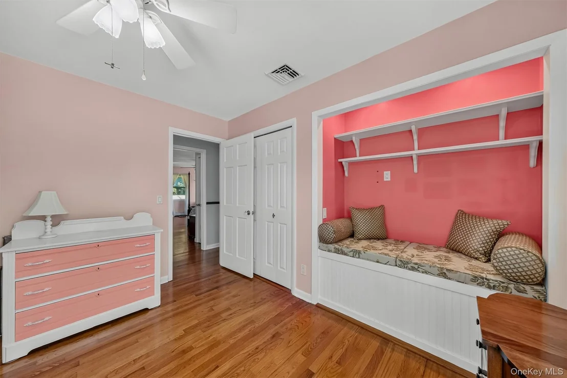 Photo of 17 N Jackson Drive