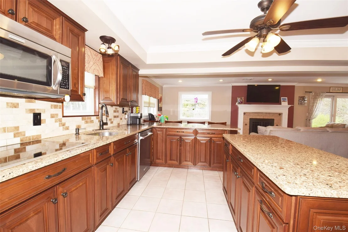 Photo of 32 Lagoon Place