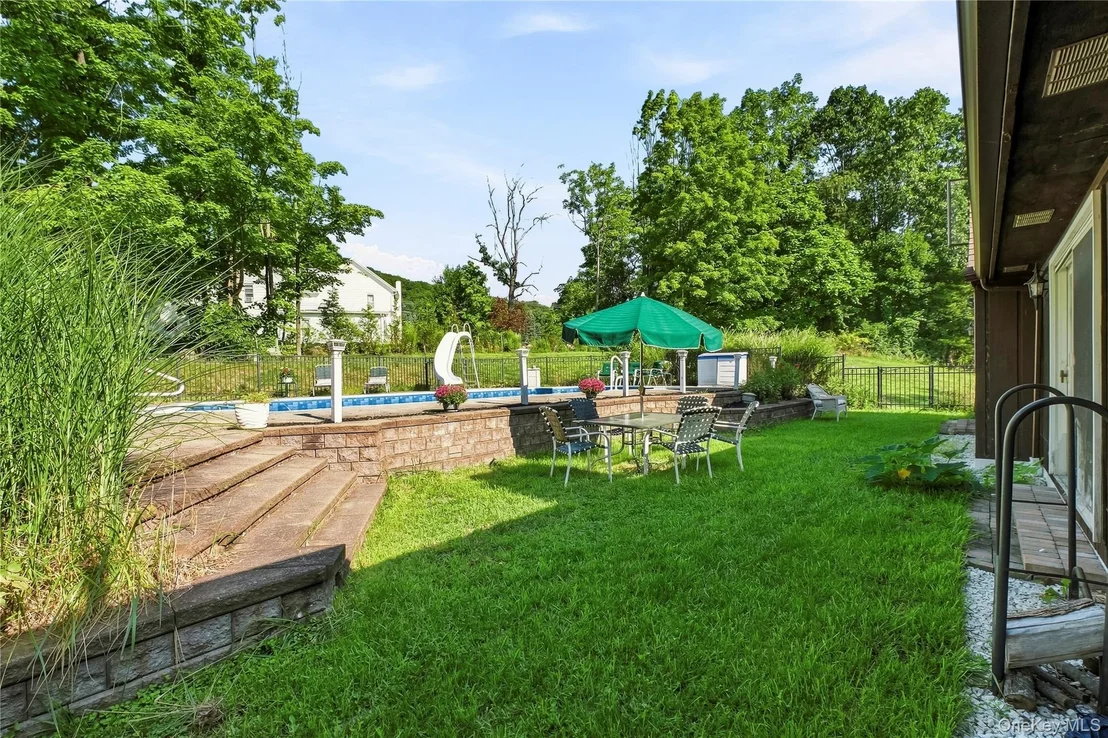 Photo of 14 Lisa Drive