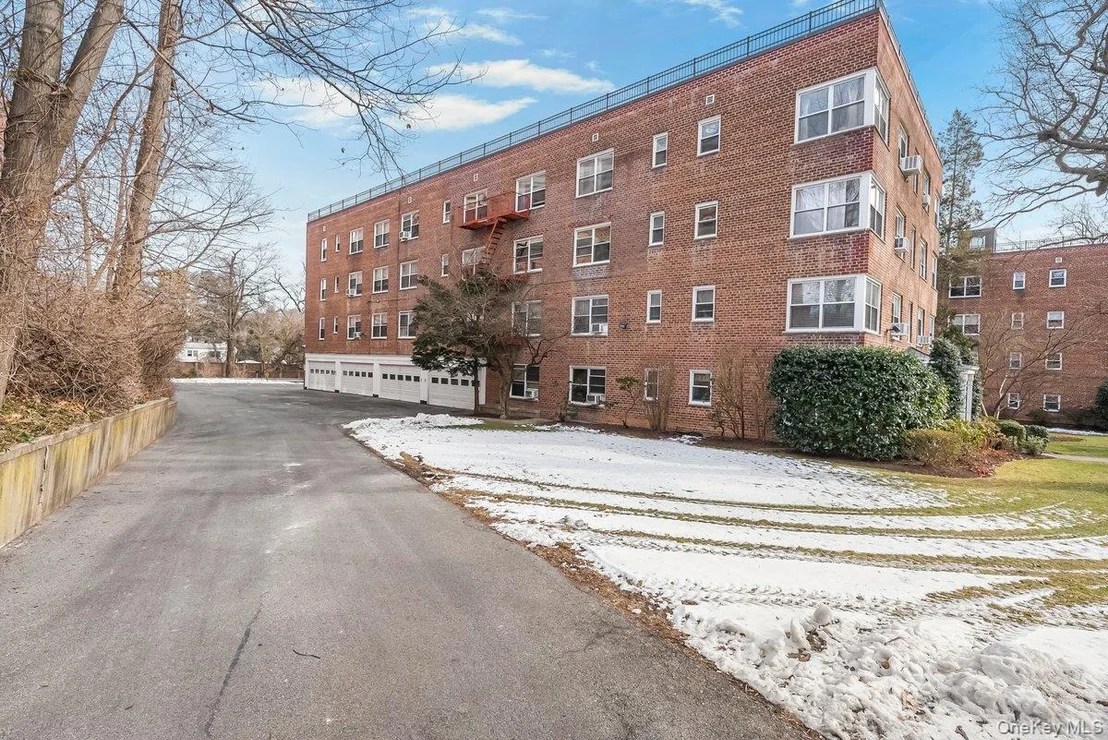 Photo of Unit 2D at 781 Palmer Road