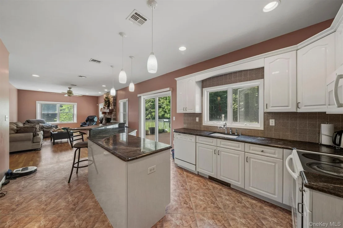 Photo of 151 Bowser Road
