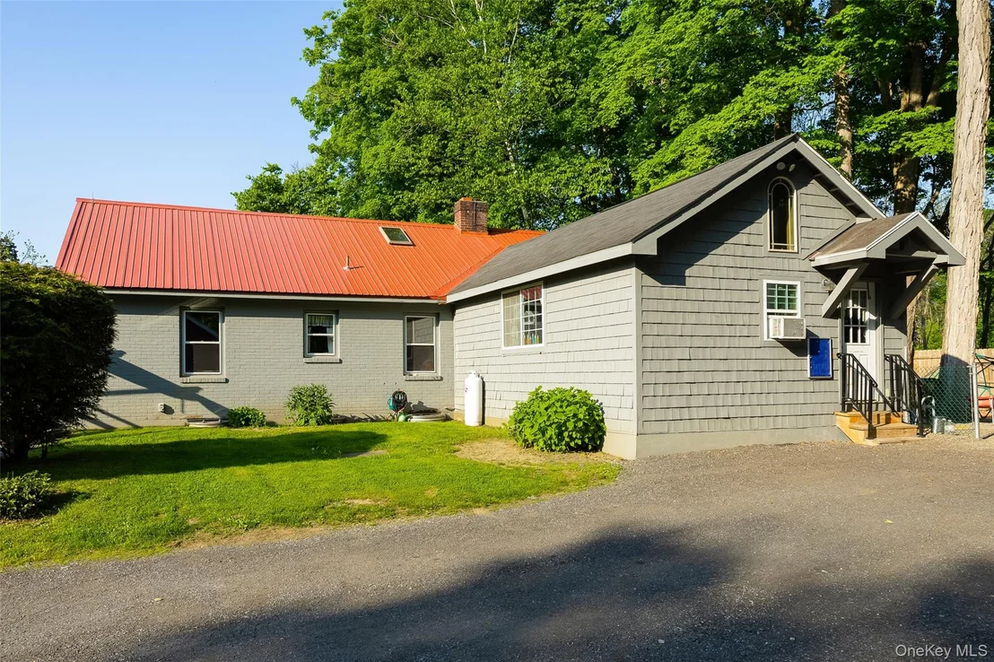 Photo of 6 Route 343