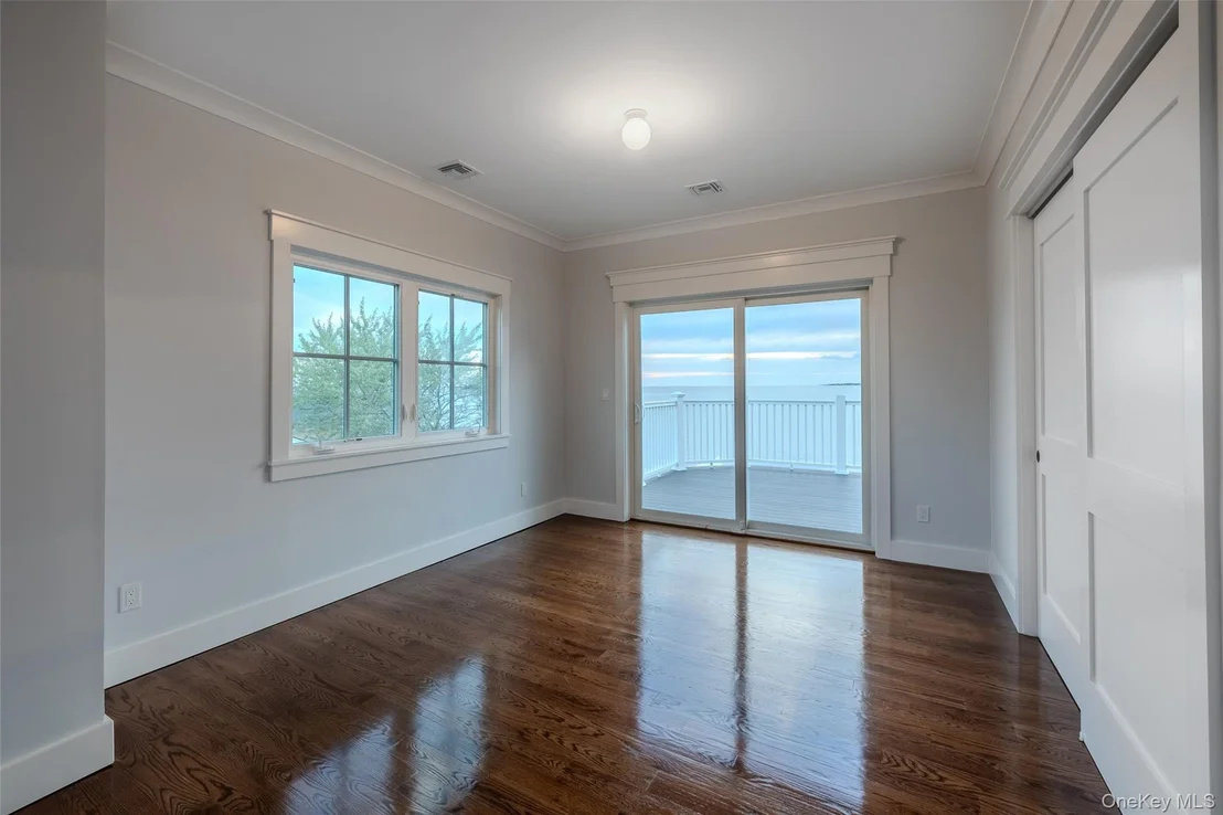 Photo of 72 Grandview Drive