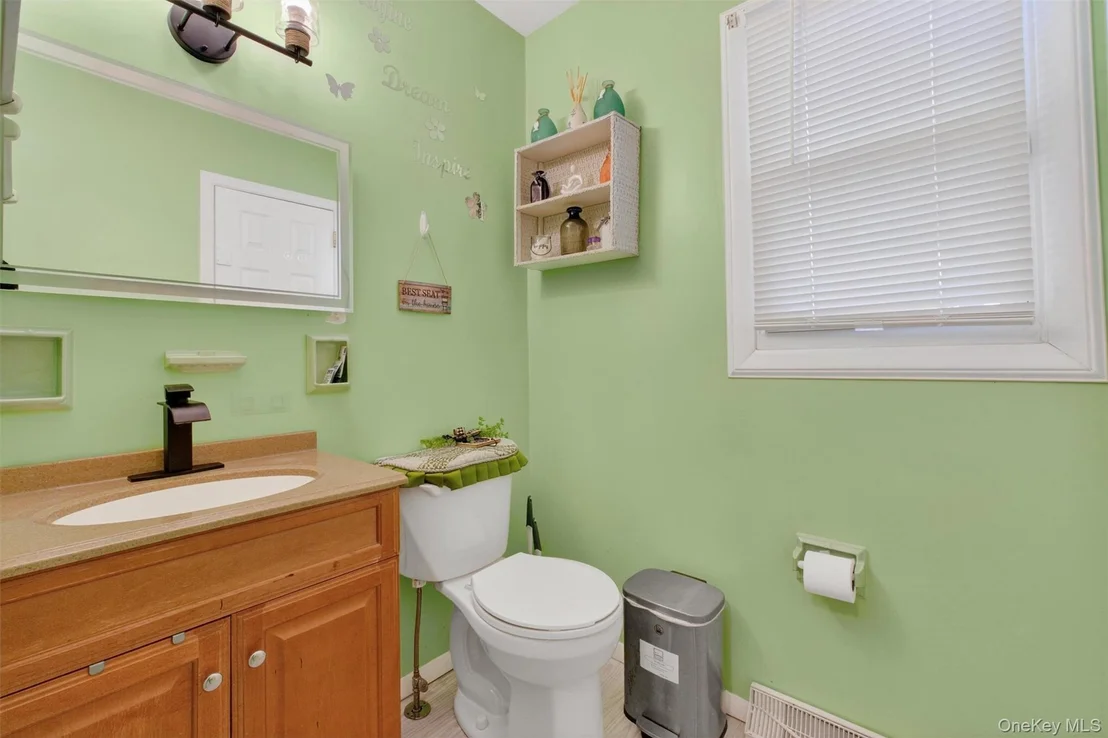 Photo of 18 Cardinal Drive
