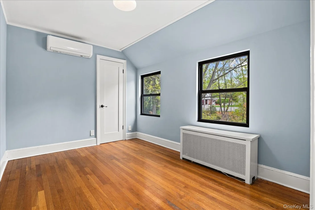 Photo of 11 Brook Lane