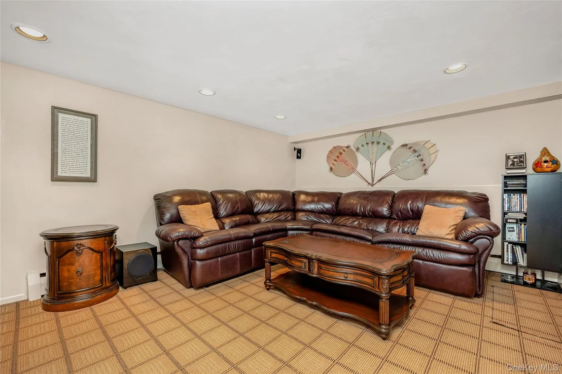 Photo of 43 Maplewood Drive