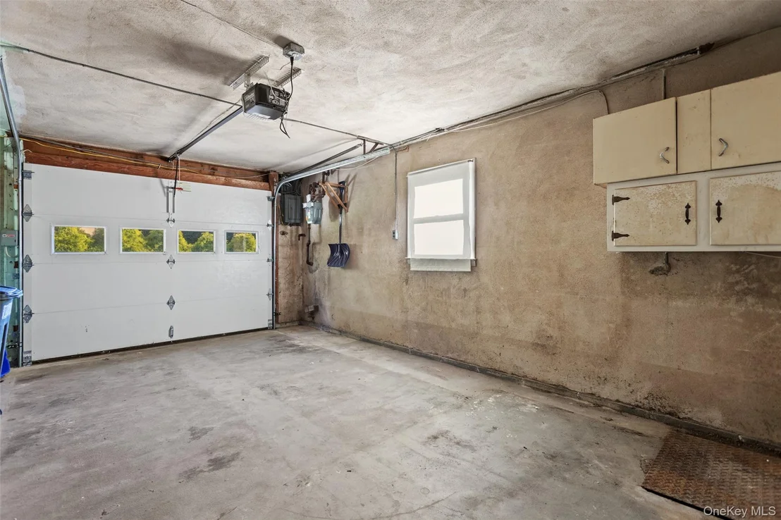 Photo of 180 Bradford Avenue