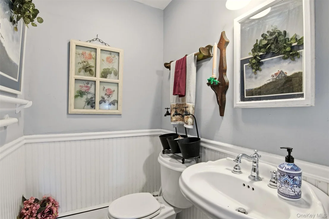 Photo of 105 Rustic Road