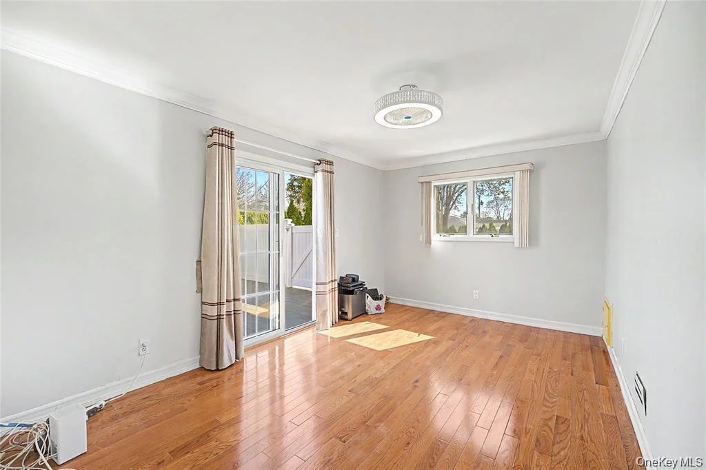 Photo of 253 Devonshire Drive