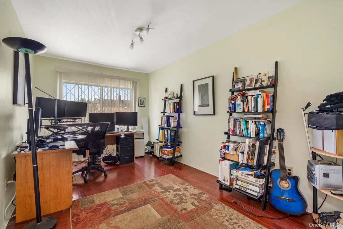 Photo of 110 Vogel Loop