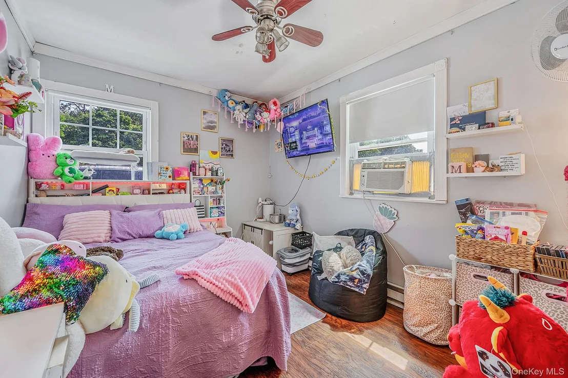 Photo of 40 Elm Avenue