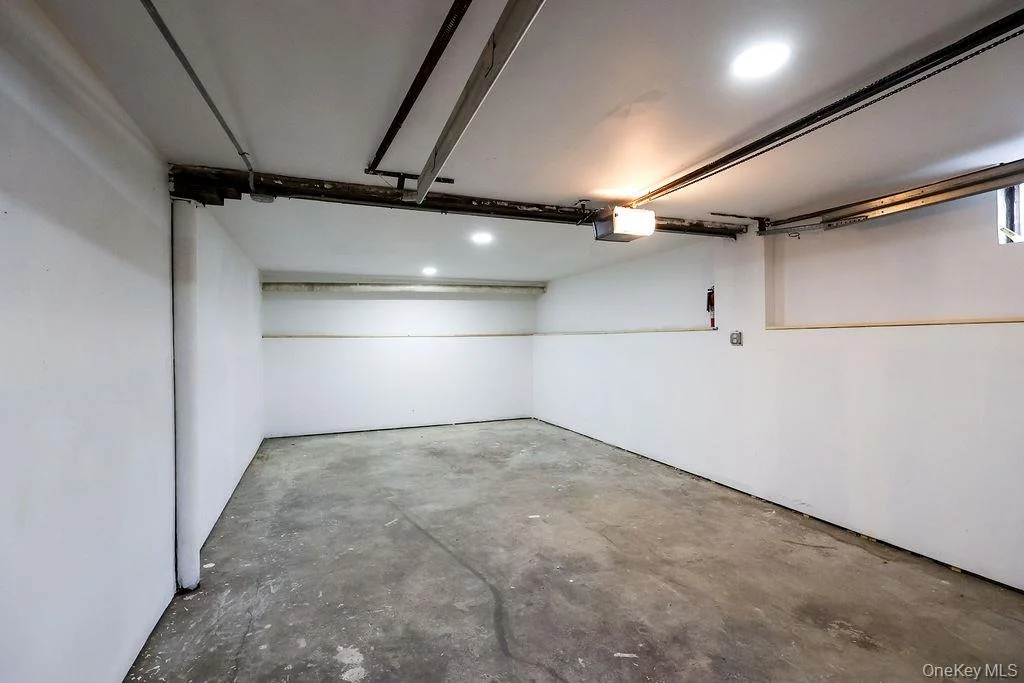 Photo of 1011 Parkway Place