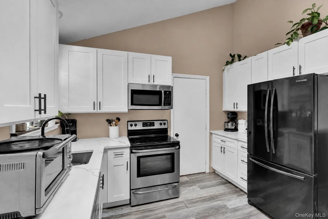 Photo of 84 Palm Road