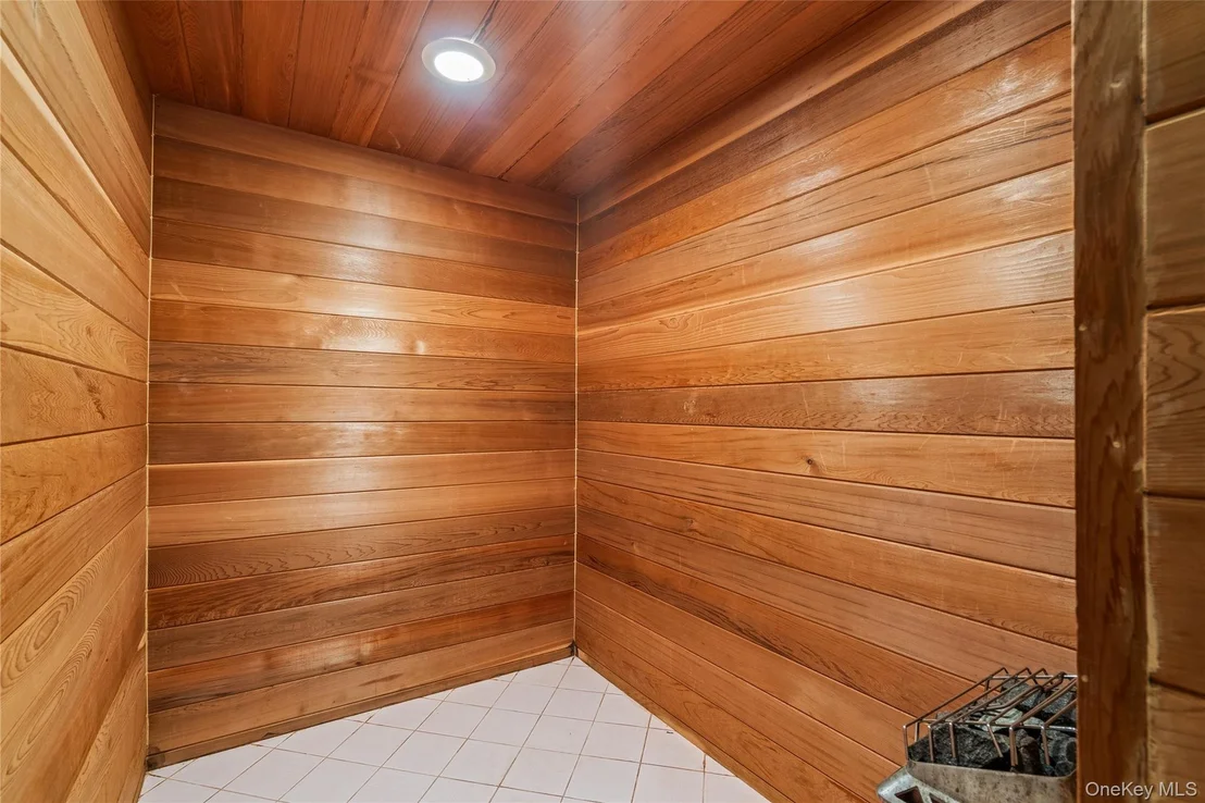 Photo of 6 Summit Place