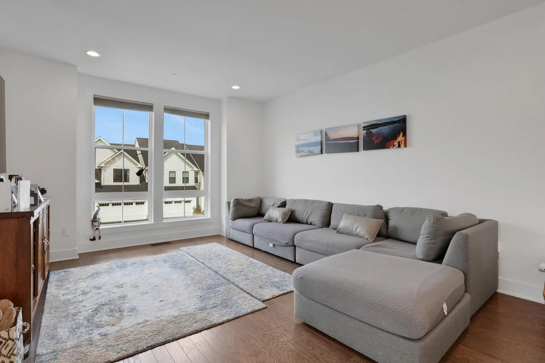 Photo of 23 Champlain Way