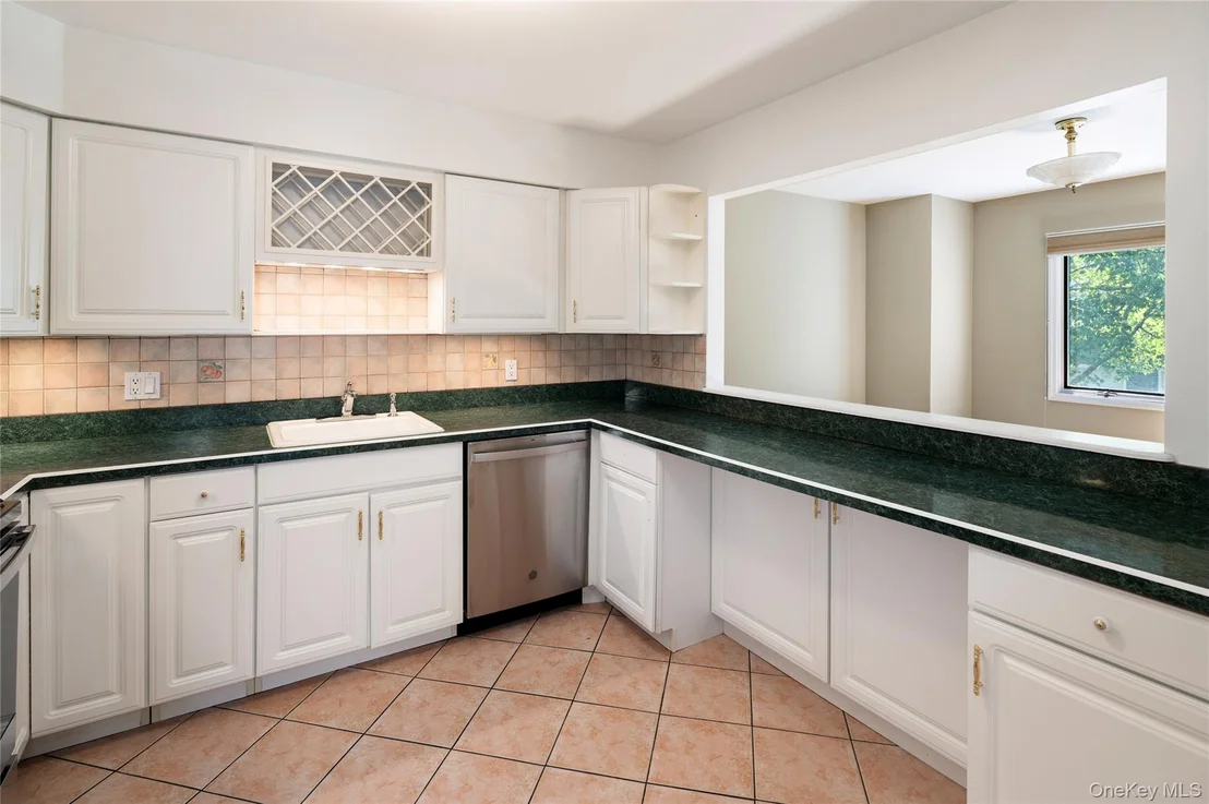 Photo of 1804 Regent Drive