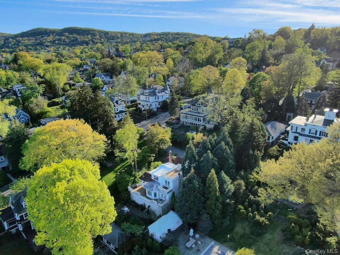 Photo of 32 Laveta Place