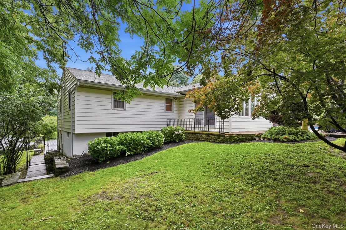 Photo of 8 Boulder Road
