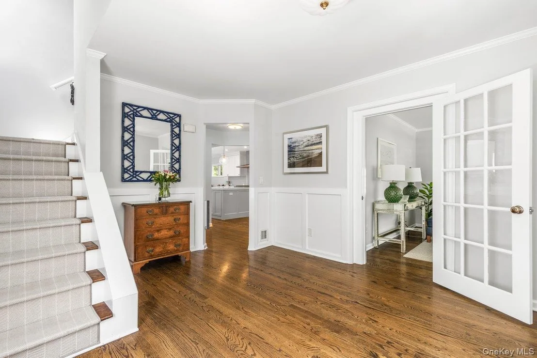 Photo of 34 Davis Avenue