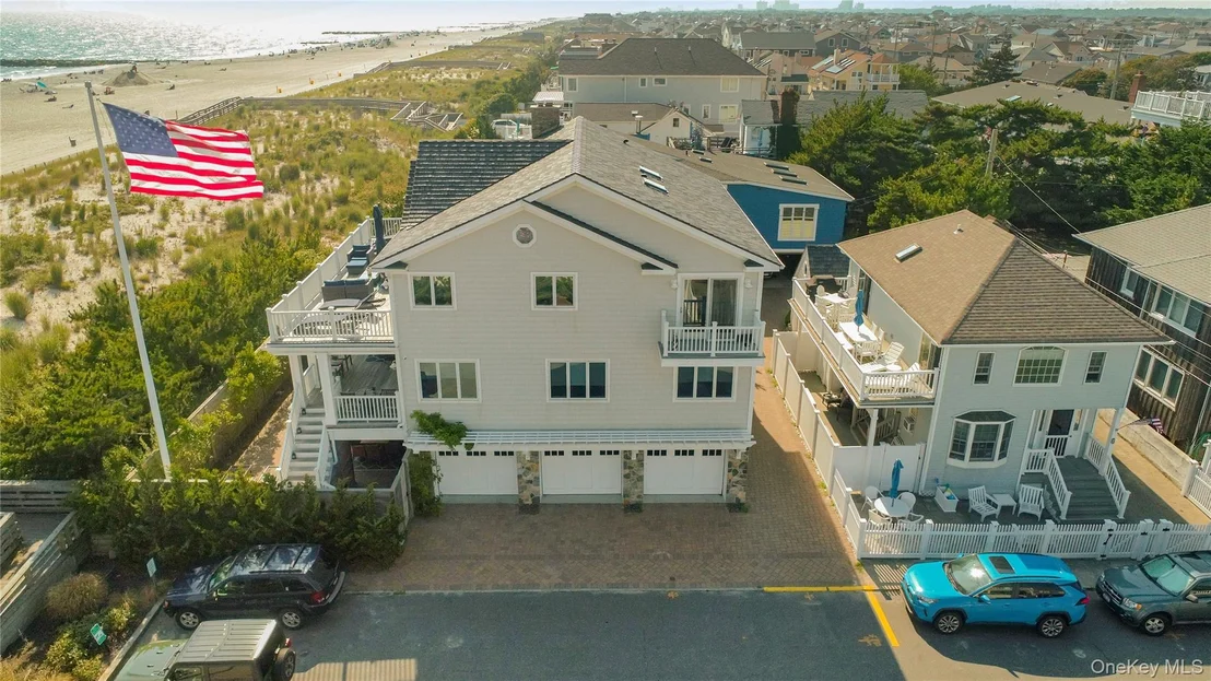 Photo of 879 Oceanfront