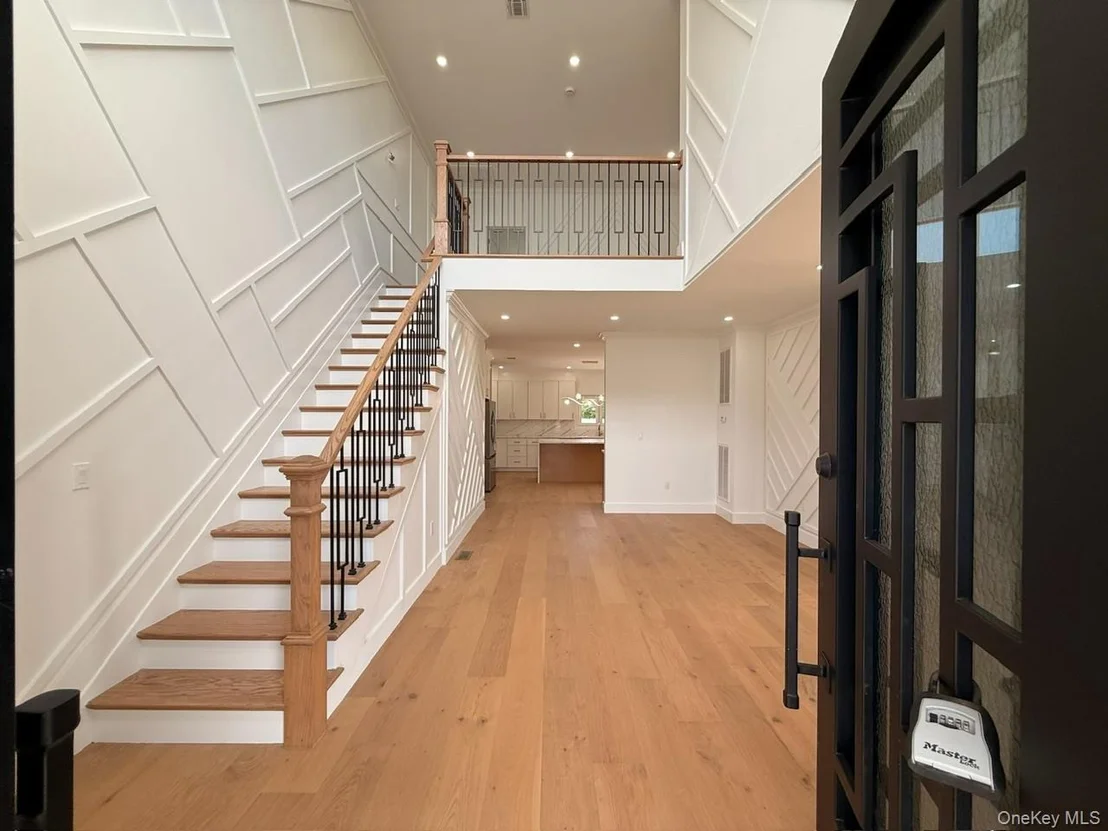 Photo of 265 Orchid Road