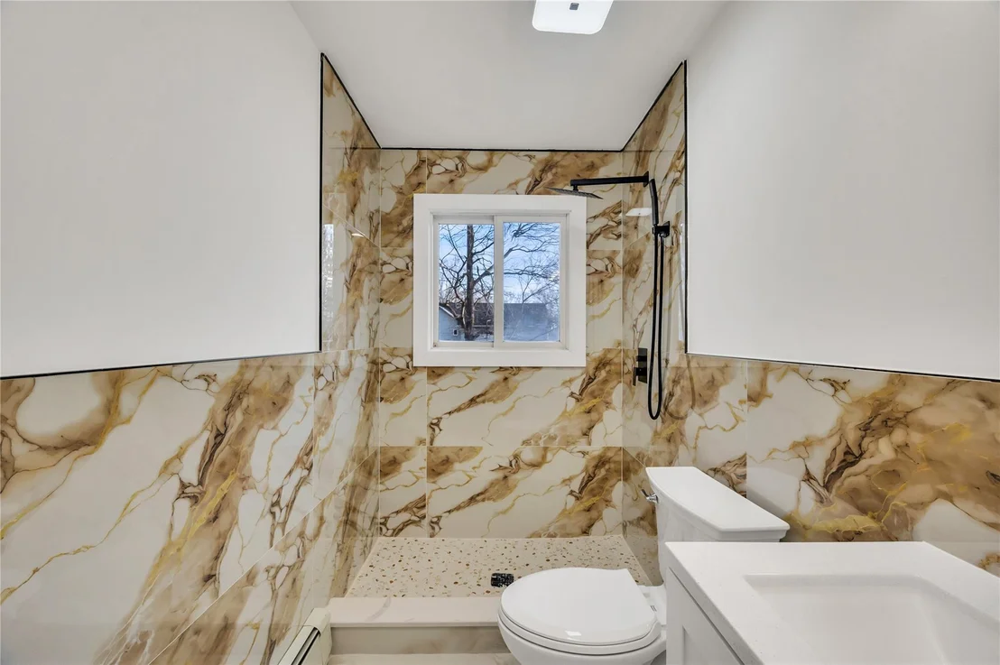 Photo of 24 40th Street