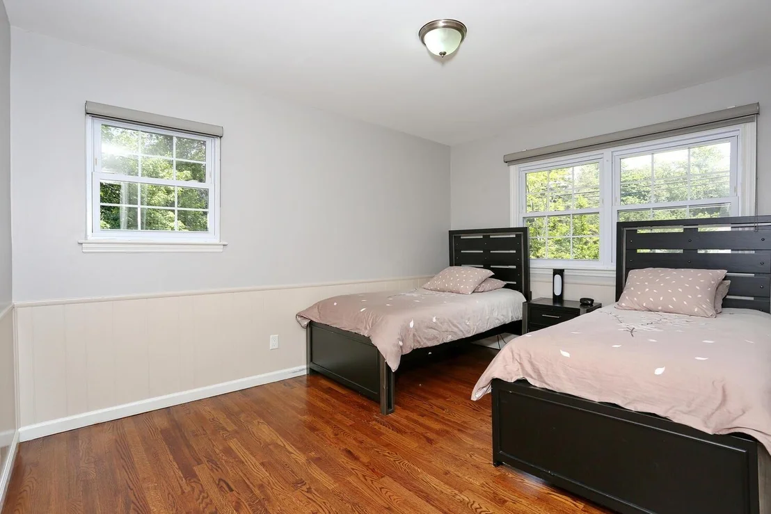 Photo of 15 Cragmere Road