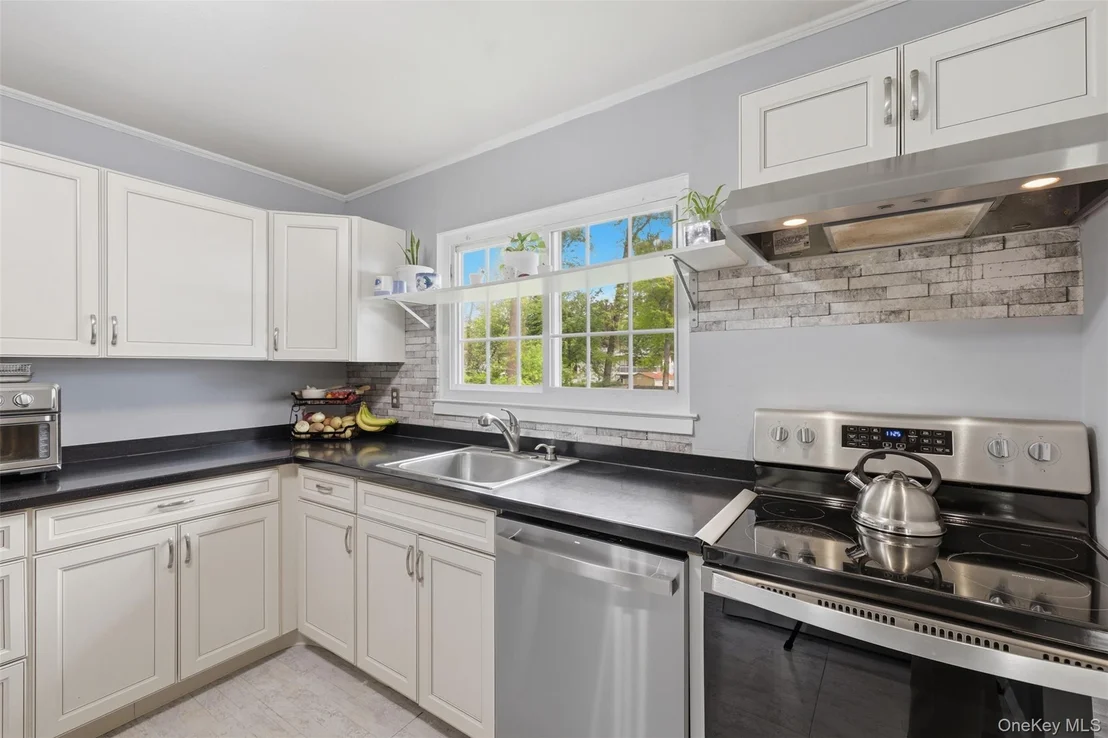 Photo of 4 Lori Street